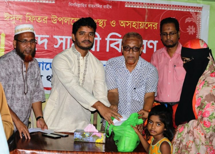 অসহায় ও দরিদ্র মানুষদের পাশে দাঁড়ানোর মাধ্যমে ঈদের আনন্দ উপভোগ করতে হবে -ড.শফিকুল ইসলাম মাসুদ