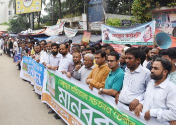 ডেঙ্গু আক্রান্ত রোগীদের বিনামূল্যে সুচিকিৎসা নিশ্চিত করতে হবে- নূরুল ইসলাম বুলবুল