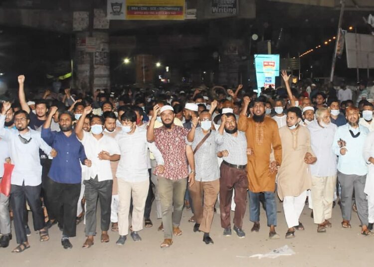 Jamaat Dhaka City South protested arrest of top Jamaat leaders including its Secretary General Golam Porwar All leaders, including its Professor Golam Porwar must be released without any delay: Dr Masud