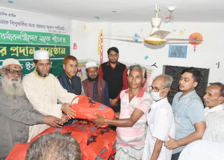 ভেদাভেদ ভুলে সকলকে ঐক্যবদ্ধ হয়ে মানবতার পাশে দাঁড়াতে হবে – মঞ্জুরুল ইসলাম ভূঁইয়া