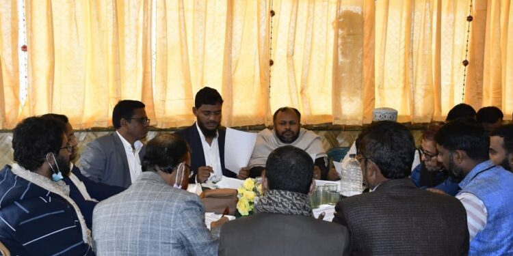 ঢাকা মহানগরী দক্ষিণের থানা আমীর ও সেক্রেটারিদের শিক্ষাশিবিরে আমীরে জামায়াত ডা. শফিকুর রহমান দেশের এই নাজুক পরিস্থিতিতে মুল দায়িত্বশীলদেরকে সর্বোচ্চ ঝুঁকি নিয়ে ভূমিকা পালন করতে হবে