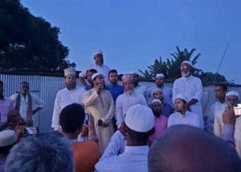 ঢাকা মহানগরী দক্ষিণ জামায়াতের পক্ষ থেকে কুড়িগ্রাম জেলায় ত্রান বিতরণ