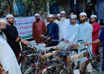 Jamaat Dhaka City South distributed vans to create self-employment