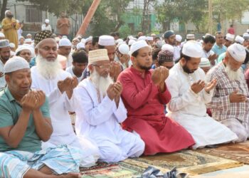 রাজধানীর ডেমরায় ঢাকা মহানগরী দক্ষিণের উদ্যোগে ইসতেস্কার নামাজ অনুষ্ঠিত