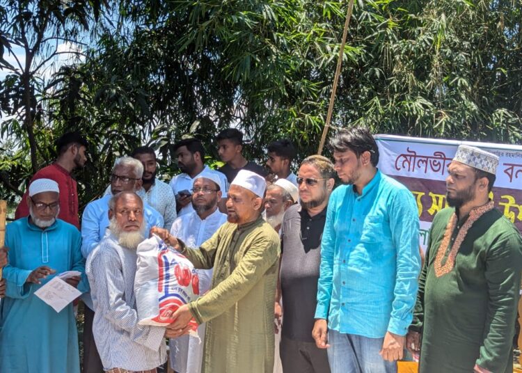 বন্যায় প্লাবিত মৌলভীবাজার জেলার মানুষের মাঝে জামায়াতে ইসলামী ঢাকা মহানগরী দক্ষিণের ফুড প্যাকেট উপহার প্রদান