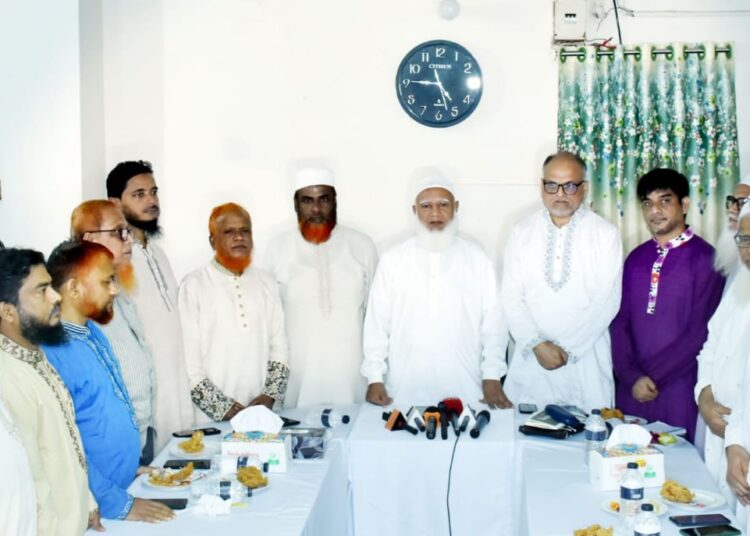 আমীরে জামায়াত ডা. শফিকুর রহমানের সাথে জাকের পার্টির মতবিনিময় সভা অনুষ্ঠিত