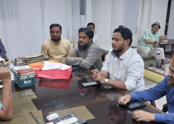 বাংলাদেশ টেলিভিশনের উধ্বর্তন কর্মকর্তাদের সাথে ঢাকা মহানগরী দক্ষিণ জামায়াত নেতৃবৃন্দের সৌজন্য সাক্ষাৎ