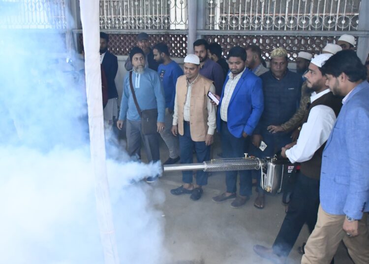 জামায়াত ঢাকা মহানগরী দক্ষিণের মশক নিধন কর্মসূচি পালিত