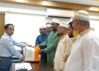 উপ পুলিশ কমিশনারের (ওয়ারী বিভাগ) সাথে জামায়াত নেতৃবৃন্দের সাক্ষাৎ ও মতবিনিময় অনুষ্ঠিত