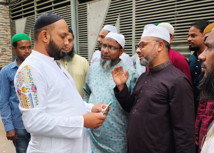 গেণ্ডারিয়া পশ্চিম থানার উদ্যােগে ঘুণ্টিঘর রেললাইন বাজারে গণসংযোগ পক্ষ উপলক্ষে দাওয়াতি সভা অনুষ্ঠিত