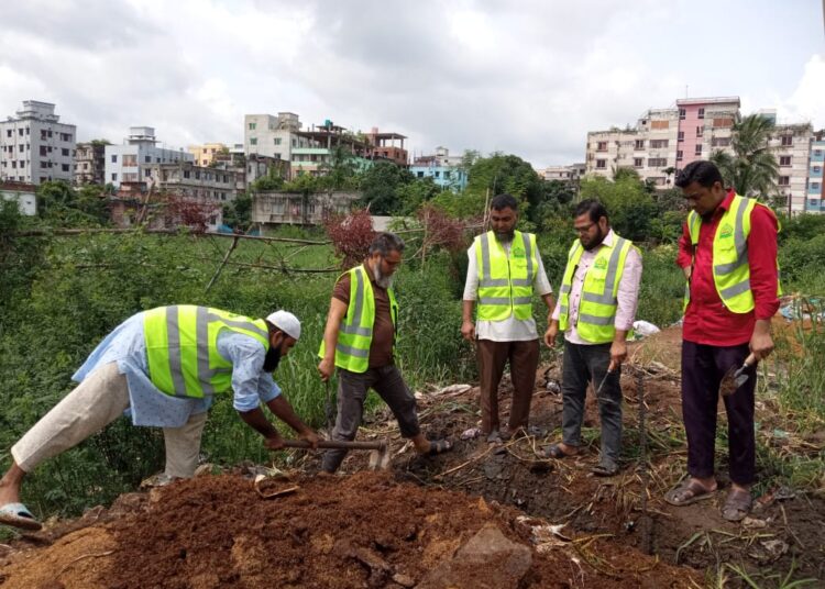 বাংলাদেশ জামায়াতে ইসলামী কোনাপাড়া থানার উদ্যোগে পরিচ্ছন্নতা অভিযান পরিচালিত