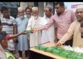 অসহায়-দুঃস্থ মানুষের মাঝে খাবার বিতরণ
