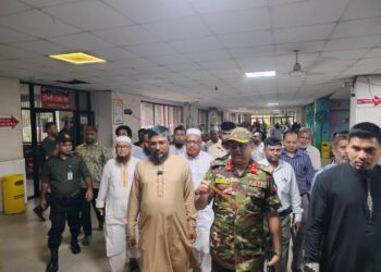 ঢাকা-৫ আসনের মোহাম্মদ কামাল হোসেন এমপির মাতুয়াইল শিশু-মাতৃ ইনস্টিটিউট পরিদর্শন