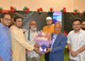 চ্যানেল আইয়ের প্রতিষ্ঠাবার্ষিকীতে জামায়াতে ইসলামীর ফুলেল শুভেচ্ছা